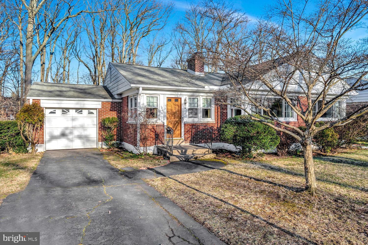 1803 Bybrook Road Wilmington, DE 19803 - Photo 3 of 38 One-car garage