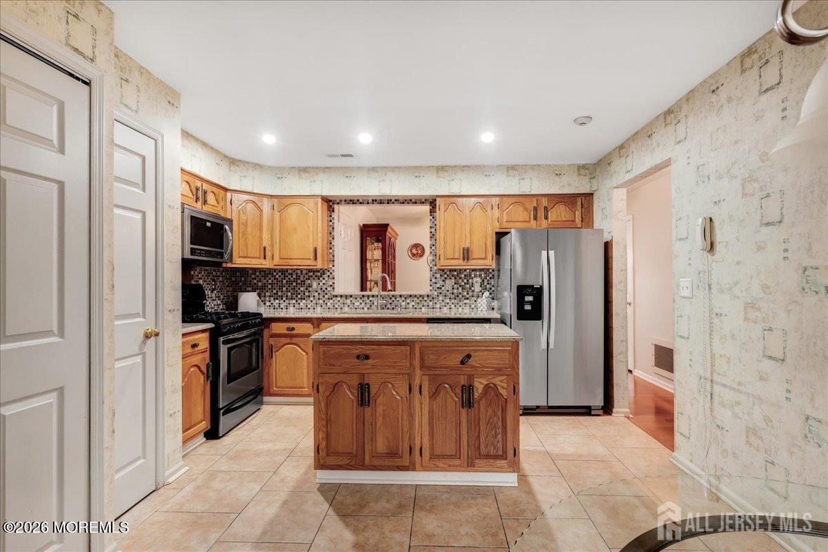 38 Rutland Lane, Unit C Monroe Township, NJ 08831 - Photo 8 of 17 Kitchen