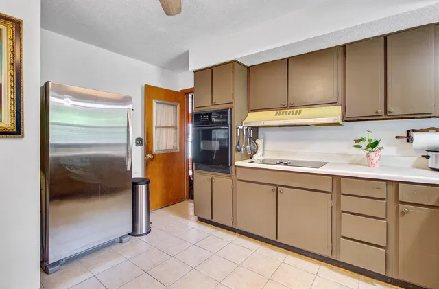 $440,000 | 5070 Highway 165, Hollywood, SC 29449