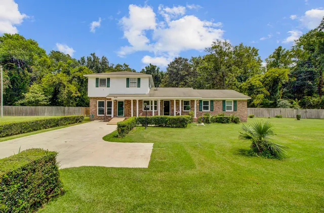 $440,000 | 5070 Highway 165, Hollywood, SC 29449