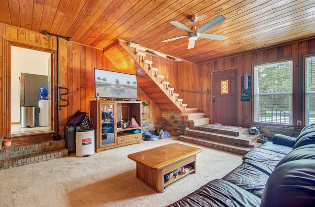 $440,000 | 5070 Highway 165, Hollywood, SC 29449