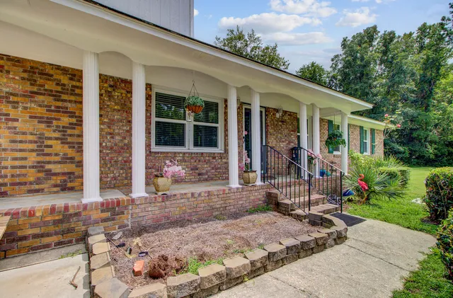 $440,000 | 5070 Highway 165, Hollywood, SC 29449