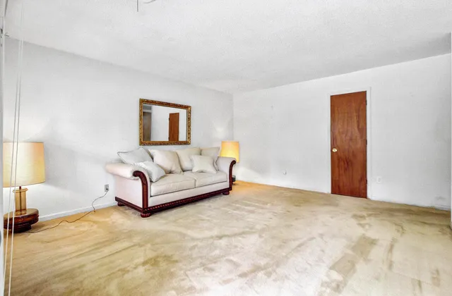 $440,000 | 5070 Highway 165, Hollywood, SC 29449