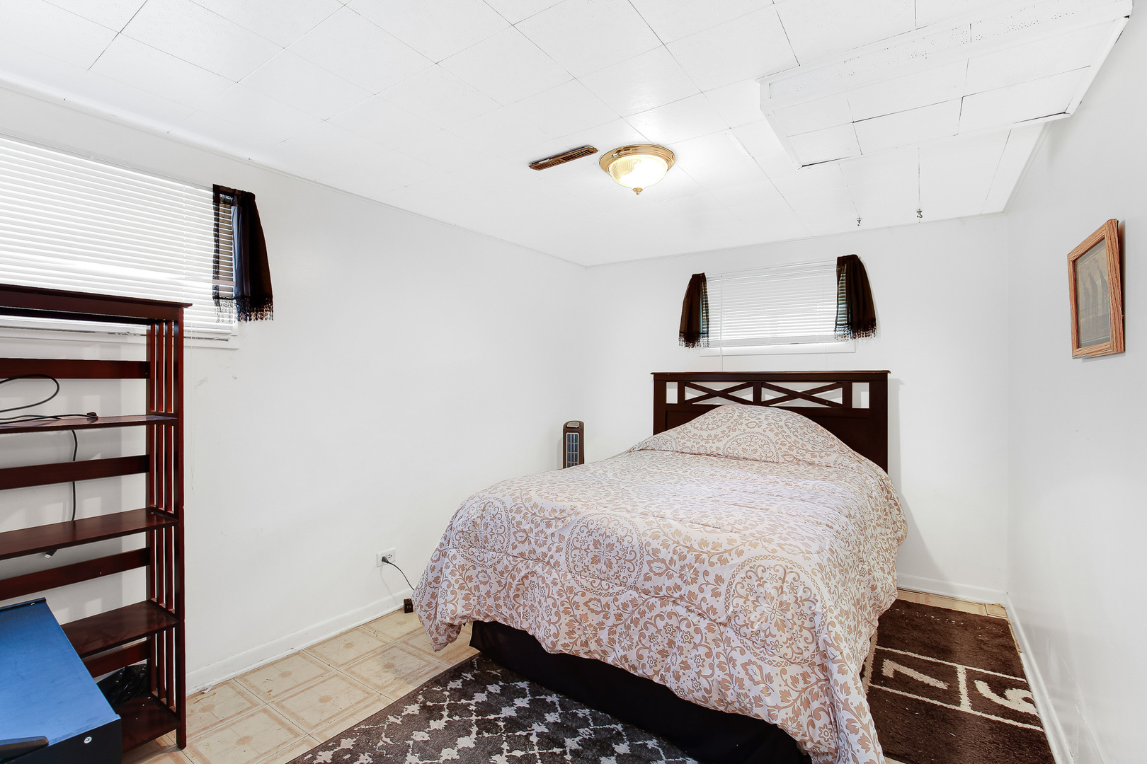 18854 Queens Road Homewood, IL 60430 - Photo 8 of 12