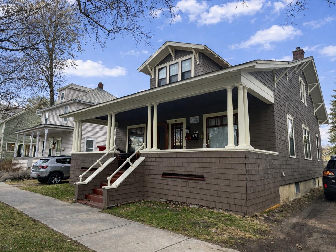44 Drew Street Burlington, VT 05401 - Photo 2 of 33