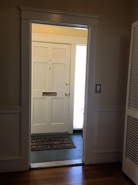 18 Colonial Road Providence, RI 02906 - Photo 3 of 39