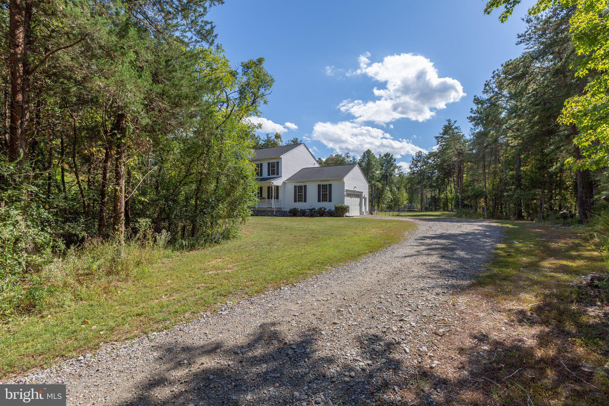 6160 Hickory Ridge Road Spotsylvania, VA 22551 - Photo 65 of 70 Gravel driveway