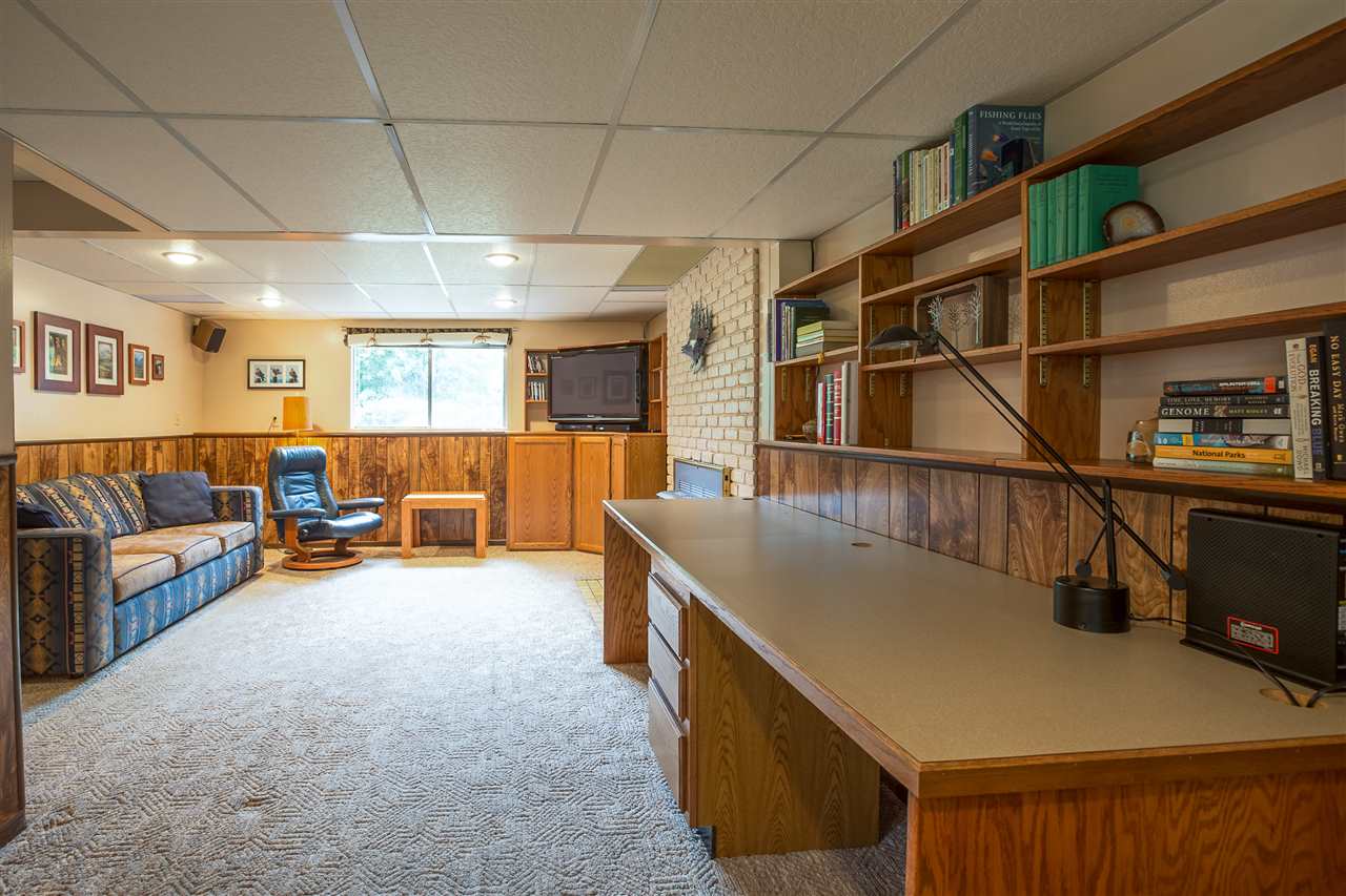 3909 East Beverly Road Mead, WA 99021 - Photo 11 of 20 Gallery Image 11