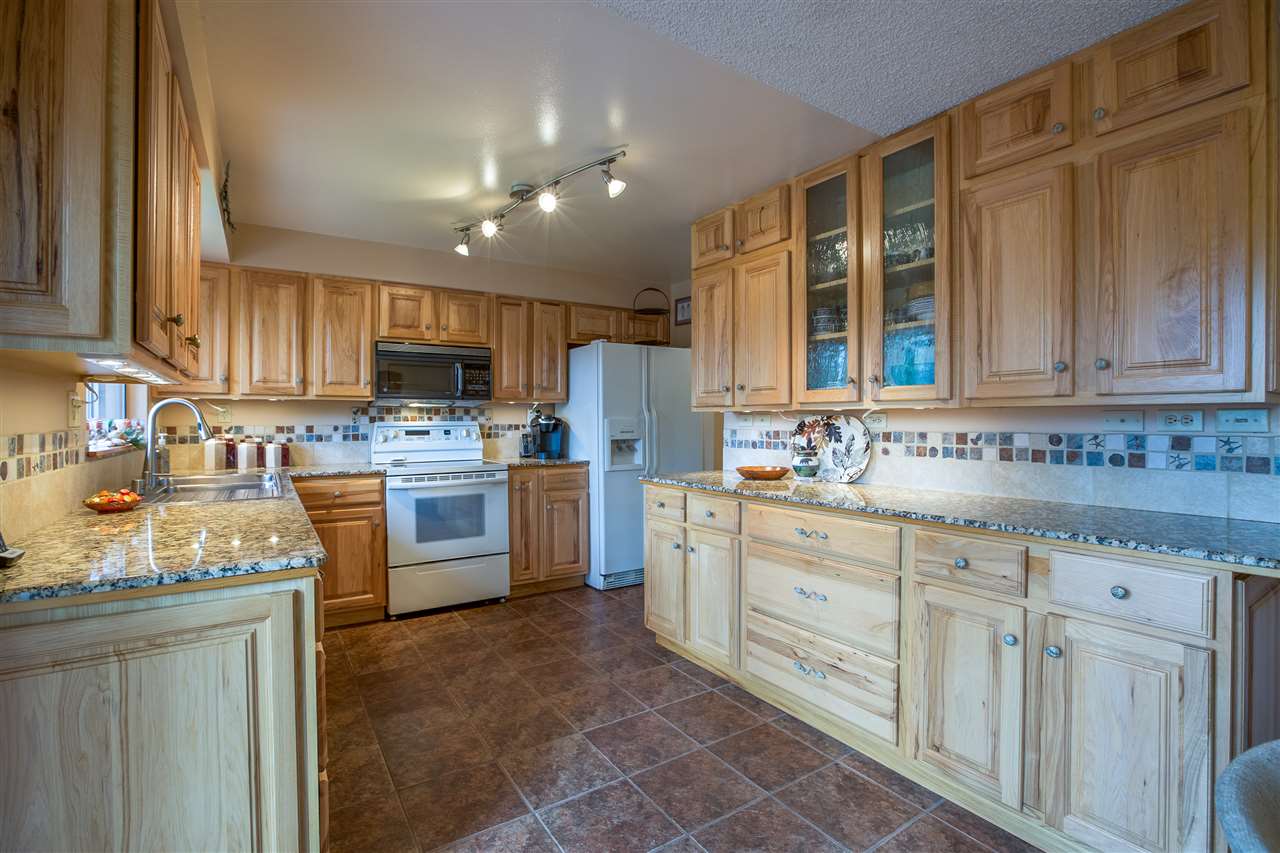 3909 East Beverly Road Mead, WA 99021 - Photo 5 of 20 Gallery Image 5