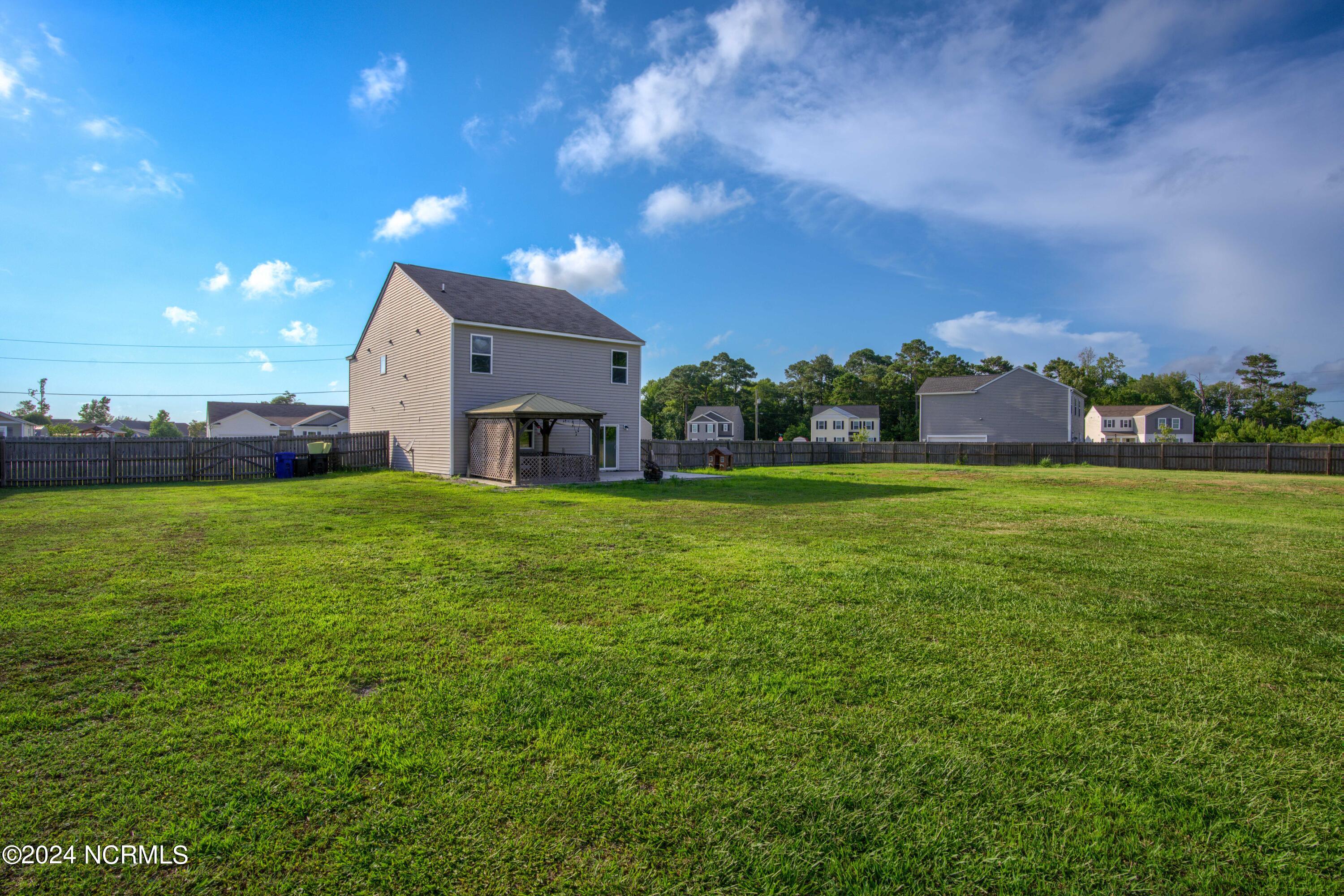 405 Saxby Way Holly Ridge, NC 28445 - Photo 7 of 54 .85 acres - Plenty of Yard for your kids
