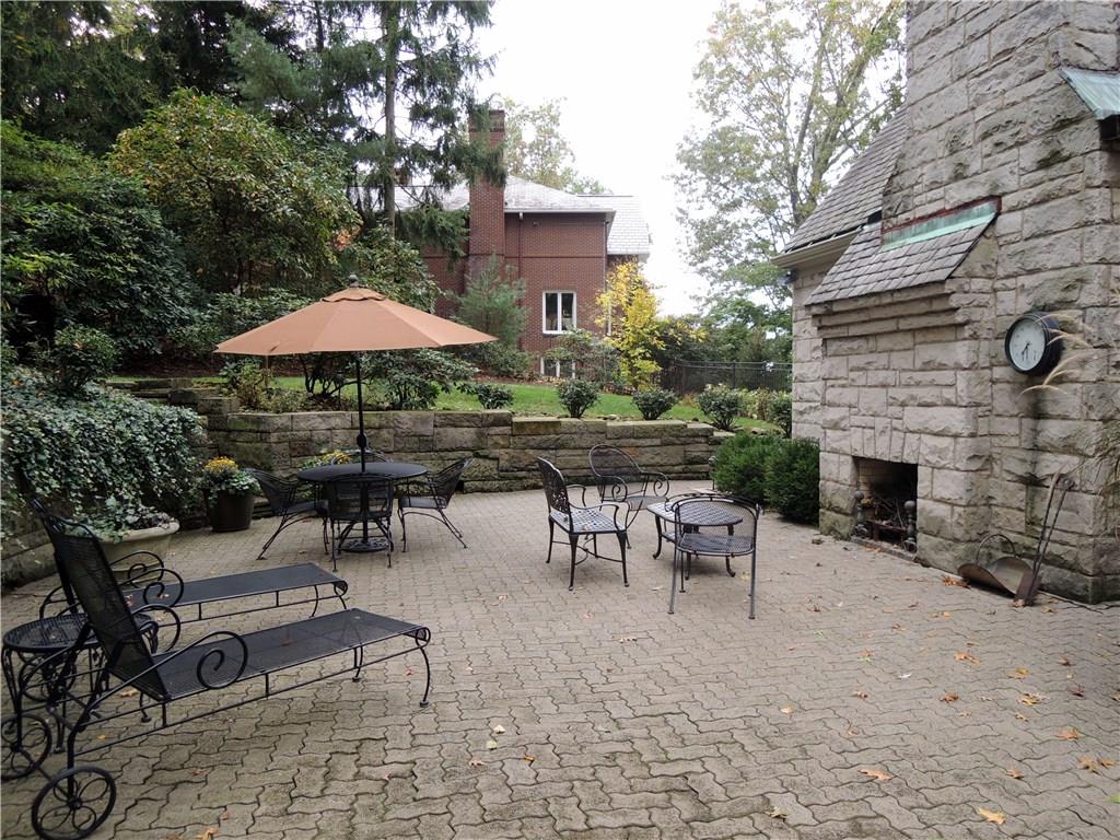 769 Larchmont Road Mt. Lebanon, PA 15243 - Photo 17 of 18 Gallery Image 17