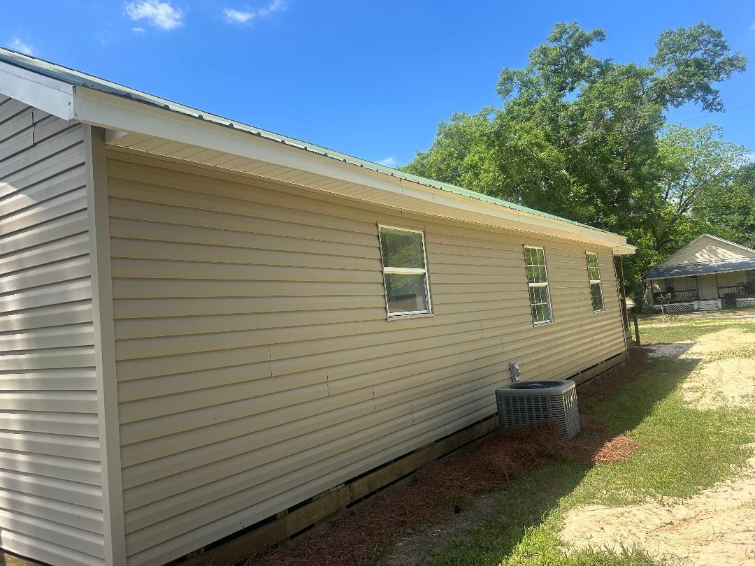 200 North Pleasant Street Geneva, AL 36340 - Photo 18 of 19 siii