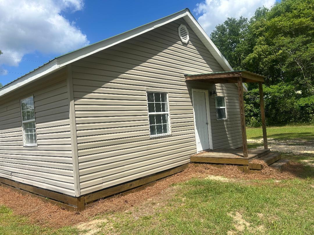 200 North Pleasant Street Geneva, AL 36340 - Photo 3 of 19 rear