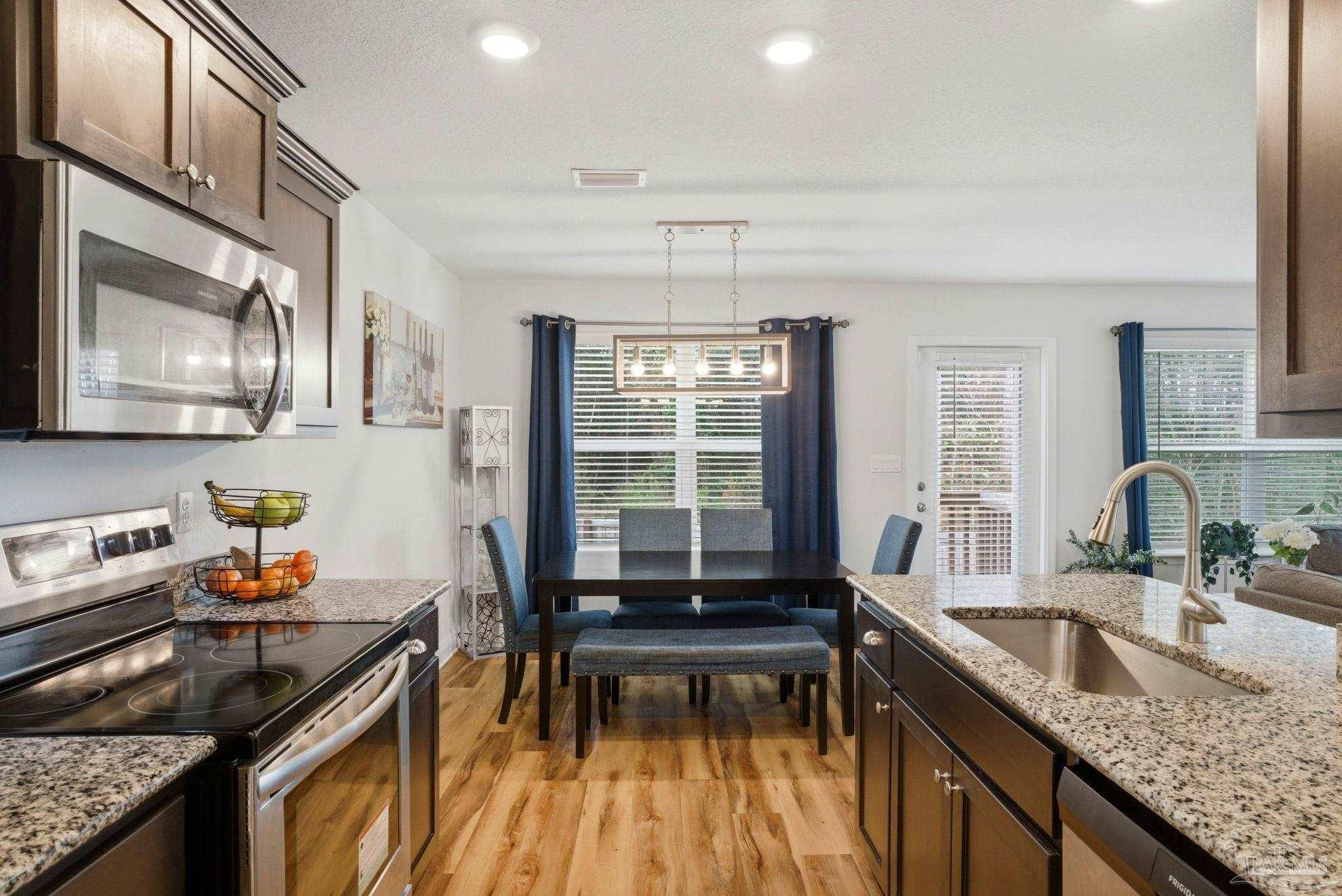 6609 Boatswain Road Pensacola, FL 32526 - Photo 7 of 38