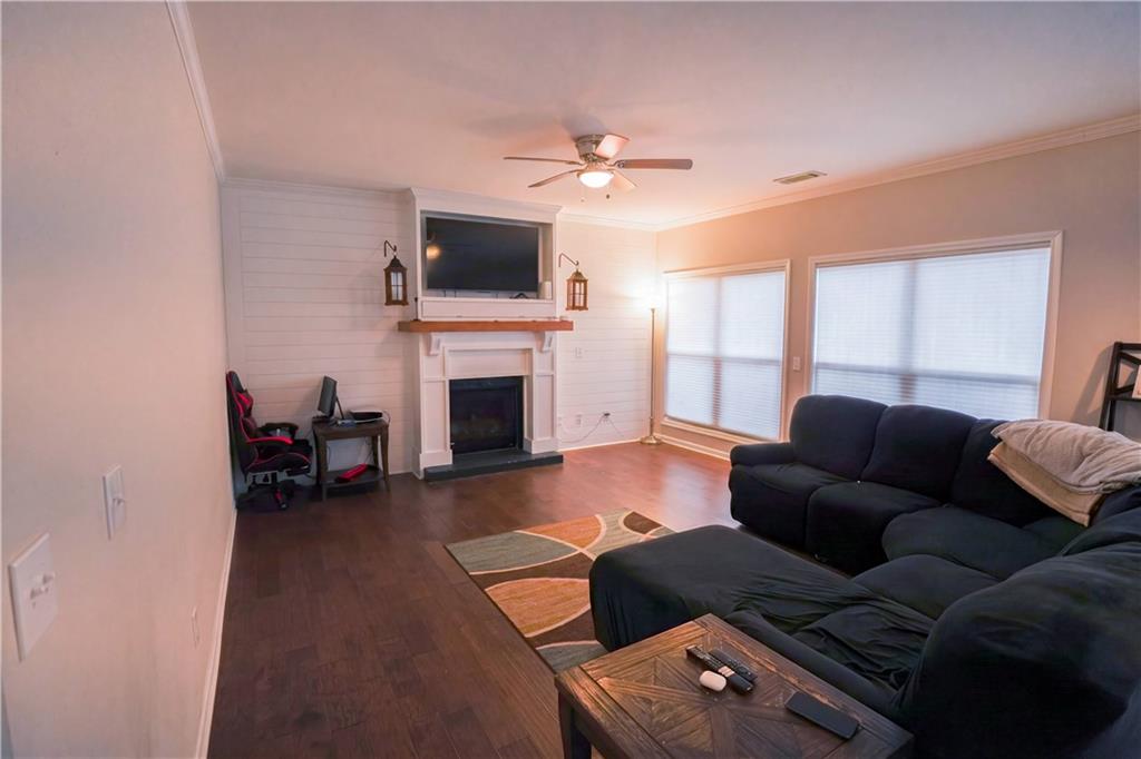 17 Pillar Point Newnan, GA 30265 - Photo 11 of 40 Gallery Image 11
