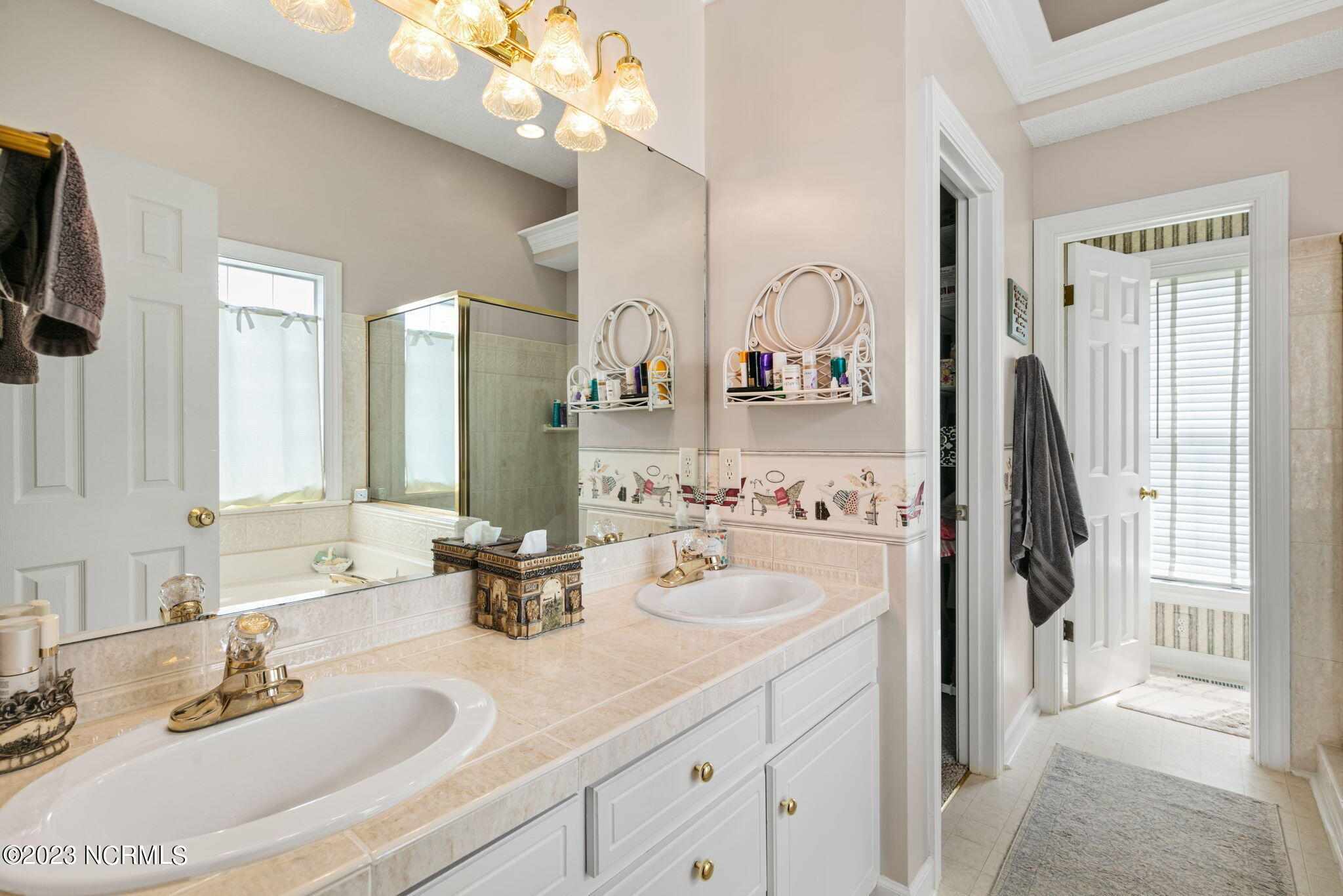 7014 Hunter Ridge Road Rocky Mount, NC 27803 - Photo 22 of 42 Master Bath