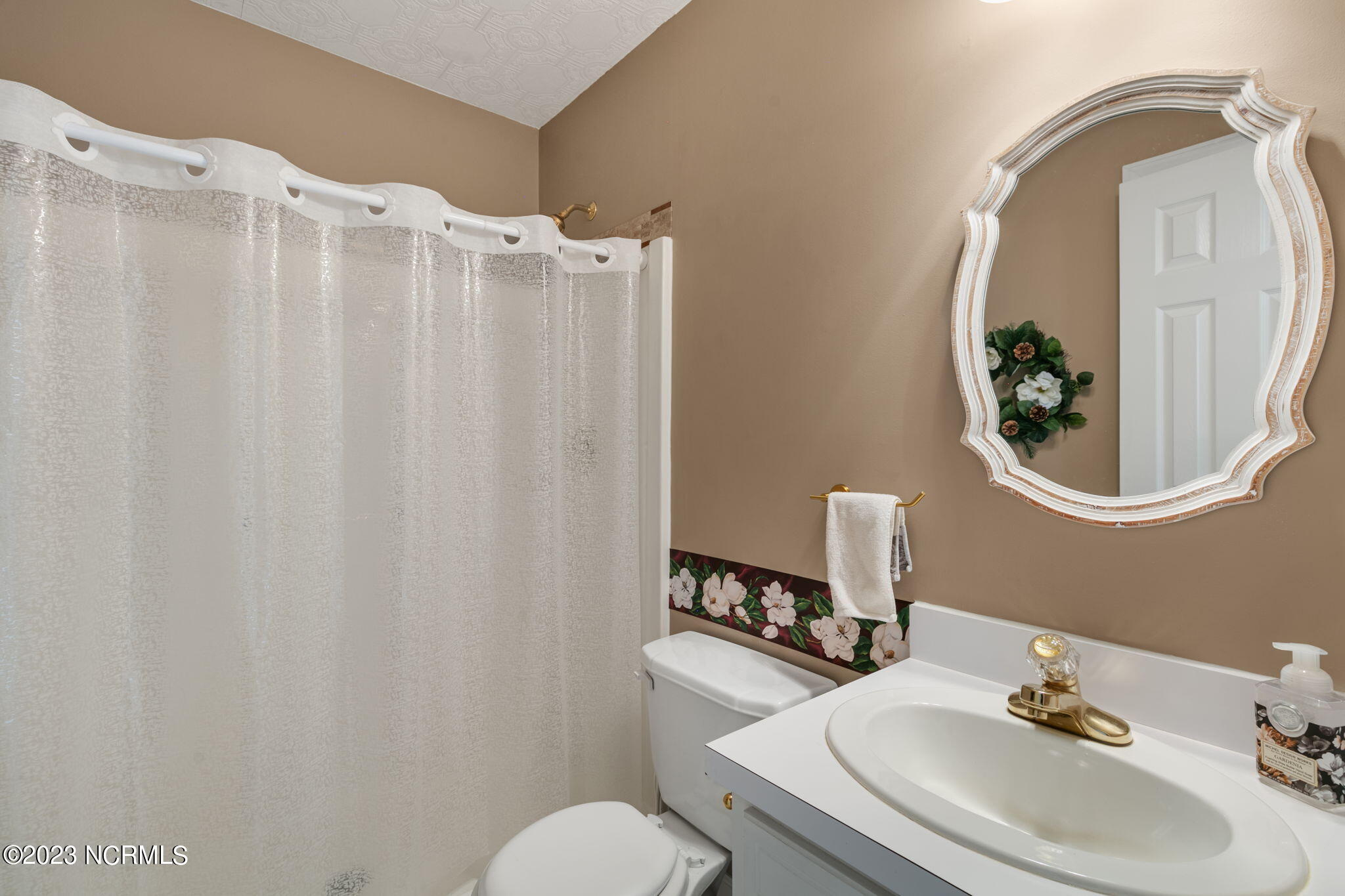 7014 Hunter Ridge Road Rocky Mount, NC 27803 - Photo 28 of 42 Hall Bath