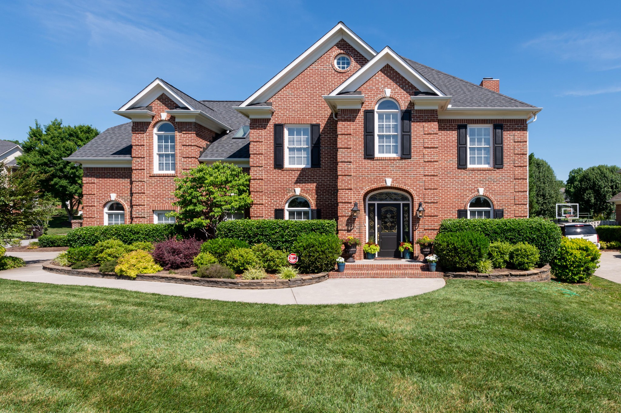1924 Chiswick Road Knoxville, TN 37922 - Photo 2 of 40 Gallery Image 2