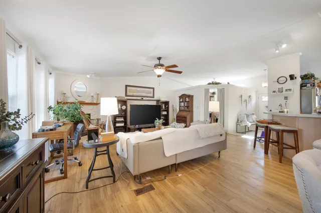 $1,500,000 | 10676 Rutherford Road, Cleveland, TX 77328