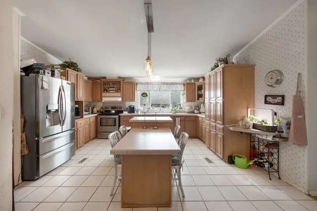 $1,500,000 | 10676 Rutherford Road, Cleveland, TX 77328