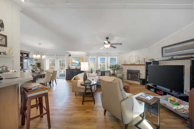 $1,500,000 | 10676 Rutherford Road, Cleveland, TX 77328