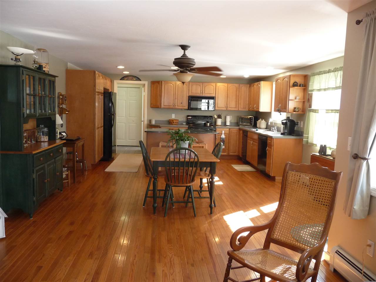 45 Shaw Road Franklin, NH 03235 - Photo 5 of 40