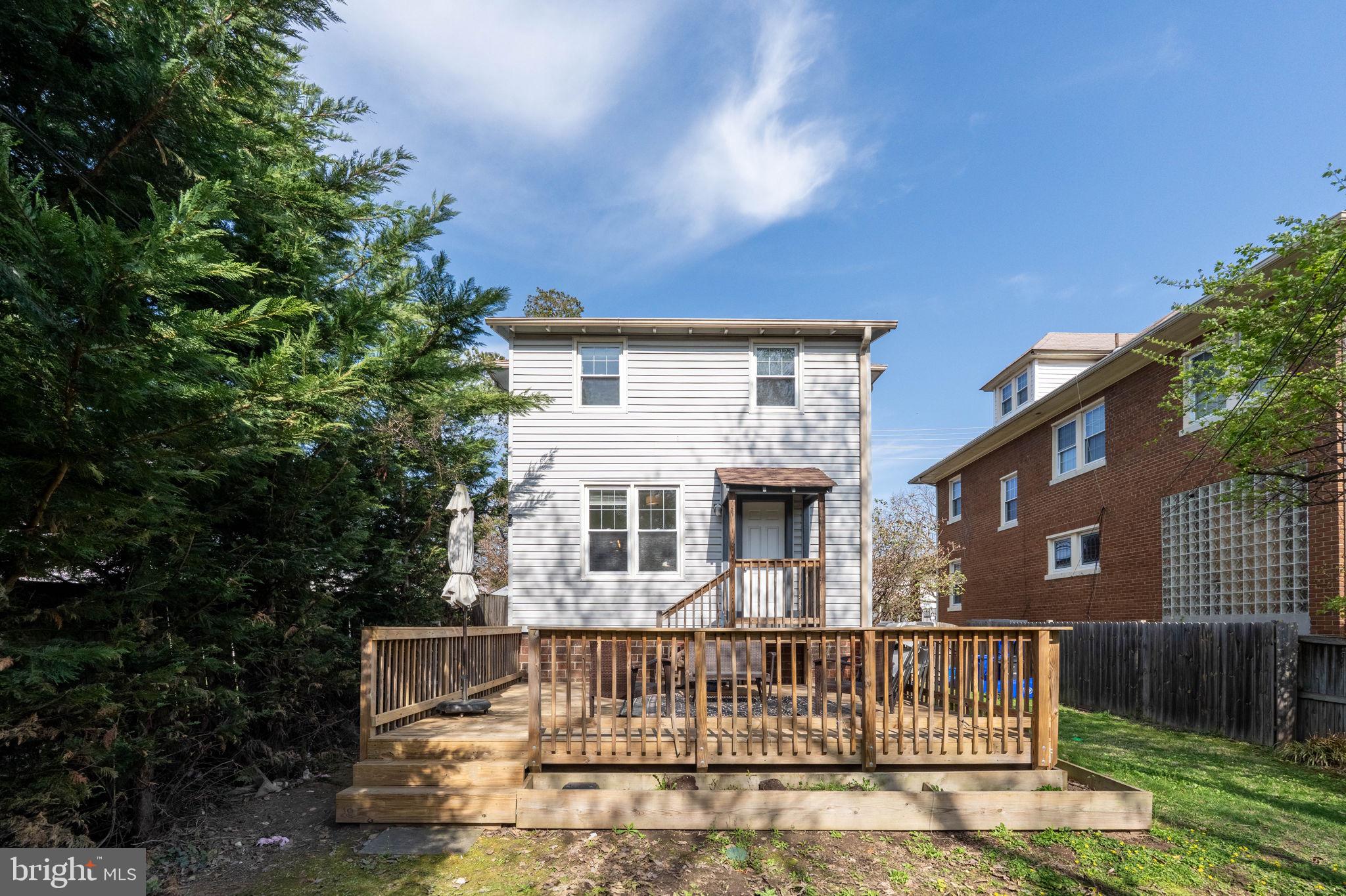 7903 Woodbury Drive Silver Spring, MD 20910 - Photo 21 of 28