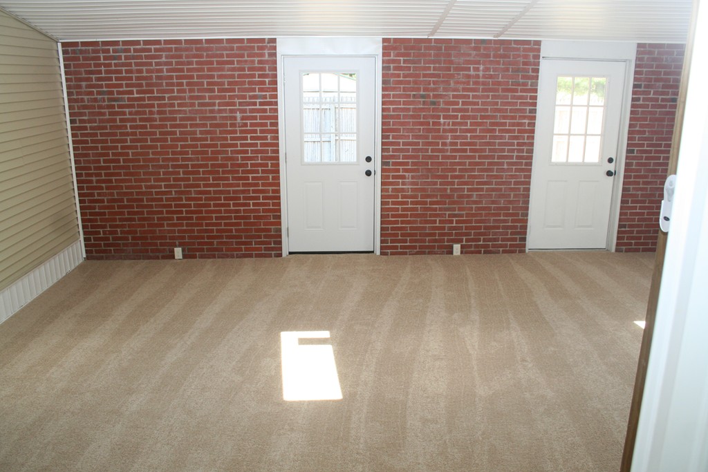 112 Fair Oak Road Springfield, MA 01128 - Photo 16 of 30 Gallery Image 16
