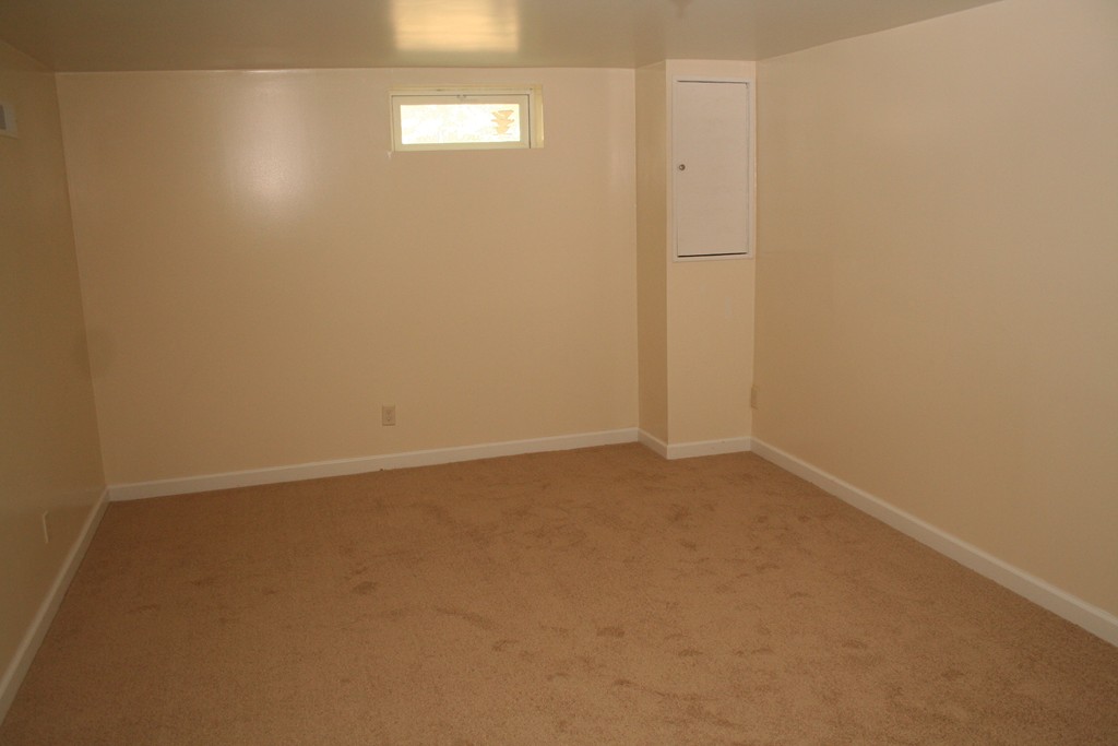 112 Fair Oak Road Springfield, MA 01128 - Photo 25 of 30 Gallery Image 25