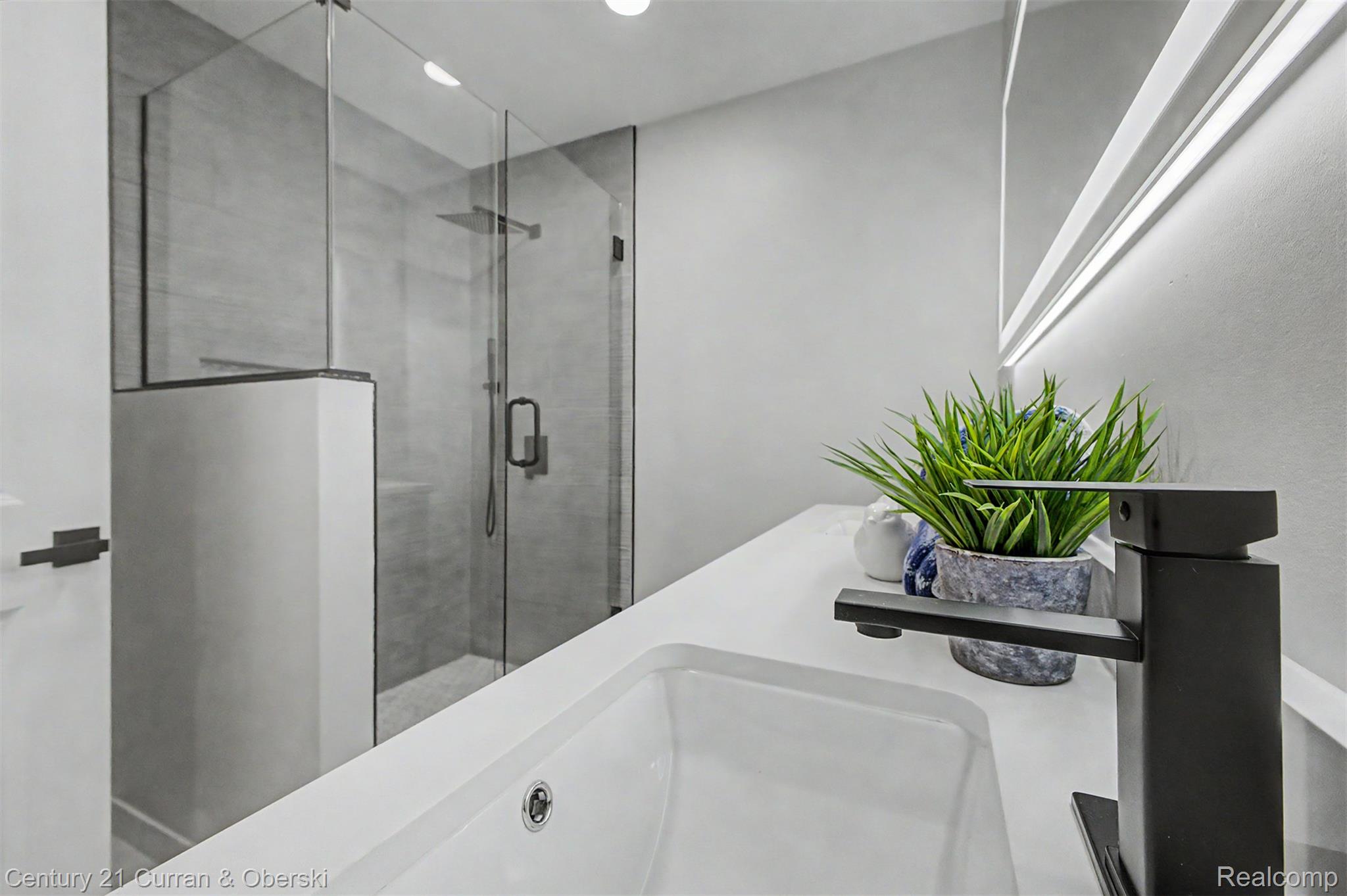 17875 Beck Road Northville, MI 48168 - Photo 31 of 57 34.jpg