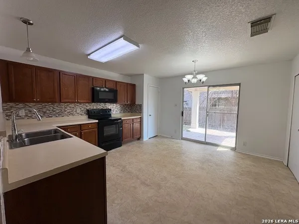 $1,675 | 4962 Corian Springs Drive, San Antonio, TX 78247