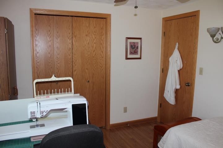 347 Harvester Road Canton, IL 61520 - Photo 18 of 36 Gallery Image 18