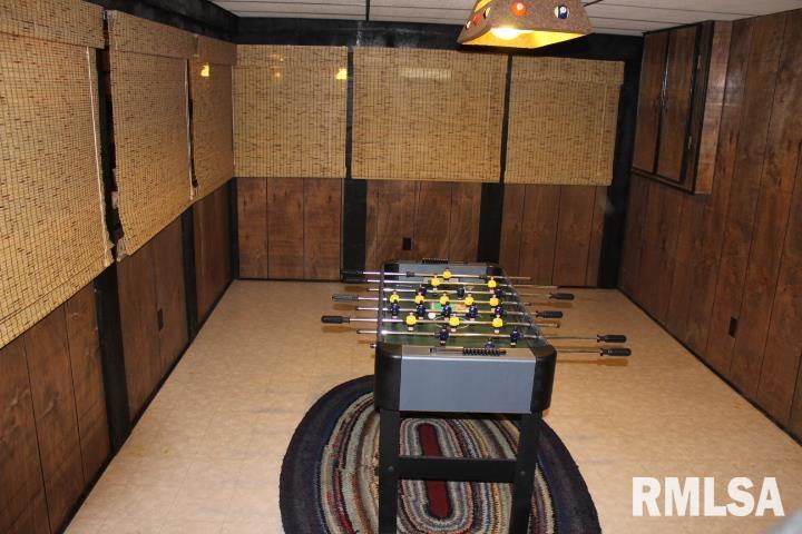 347 Harvester Road Canton, IL 61520 - Photo 27 of 36 Gallery Image 27
