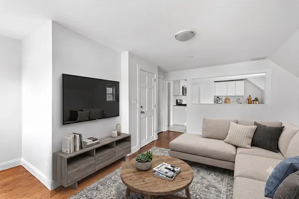 $425,000 | 17 Forest Avenue, Unit 3, Salem, MA 01970