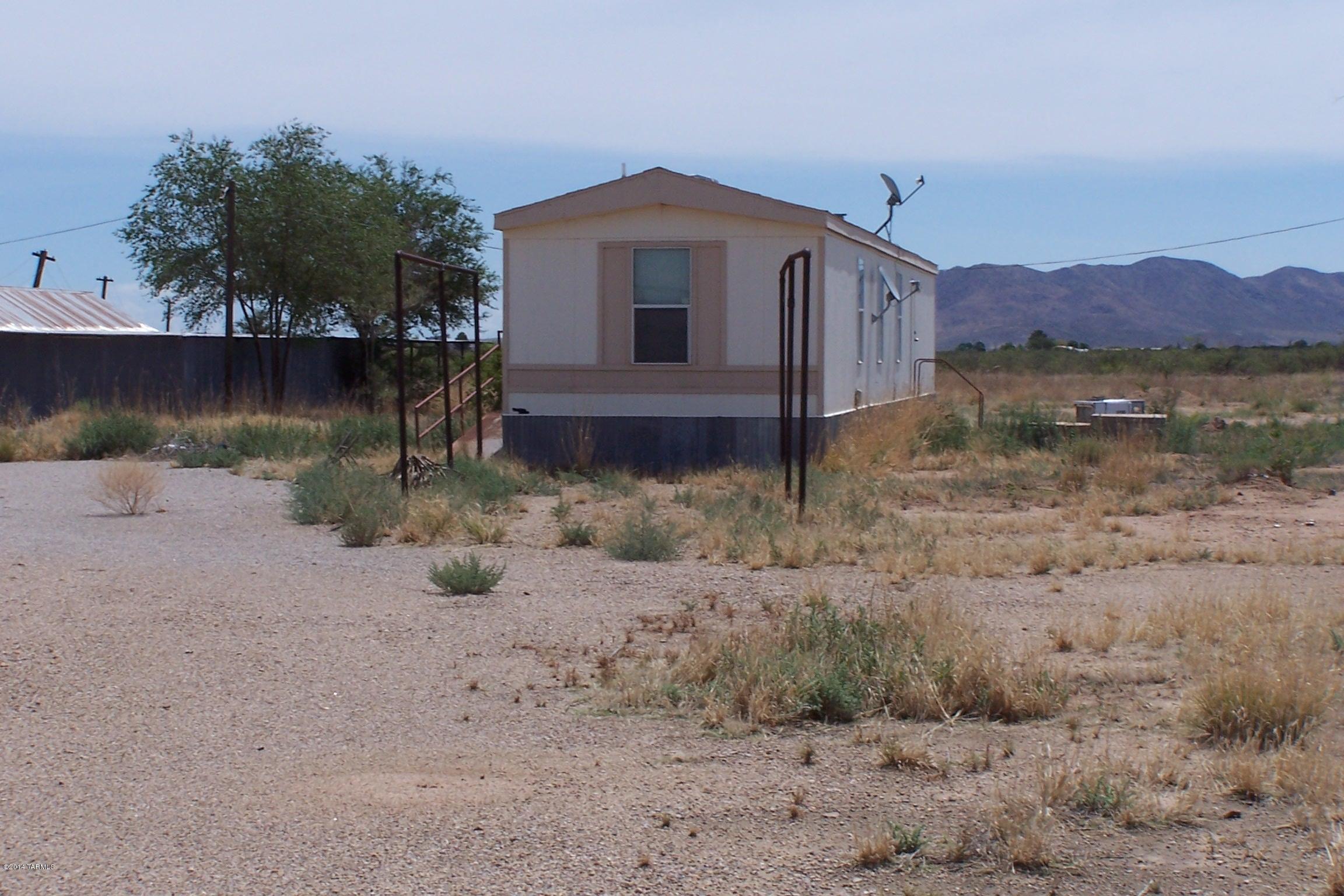 2990 North Fort Grant Road Willcox, AZ 85643 - Photo 2 of 9