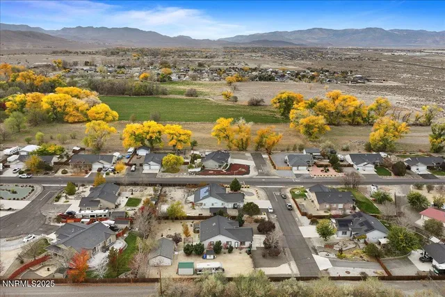 $572,000 | 3195 Quick Cal Way, Fernley, NV 89408