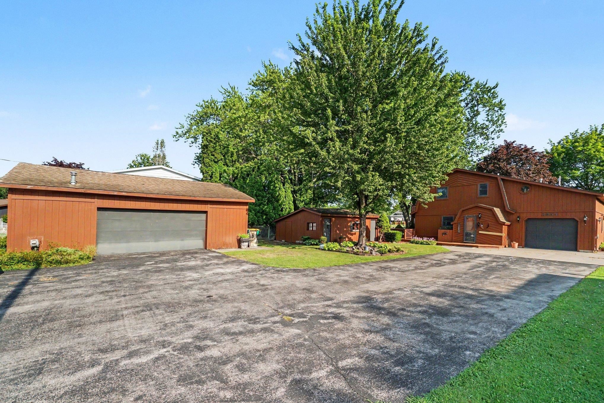 3554 Miller Road Bay City, MI 48706 - Photo 2 of 44 Gallery Image 2