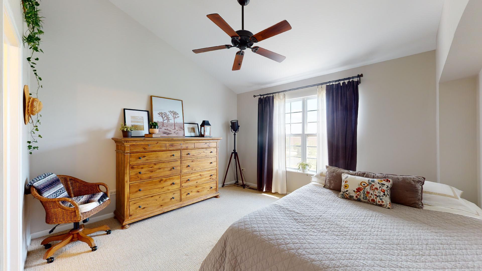 1925 Oxley Circle Naperville, IL 60563 - Photo 15 of 26