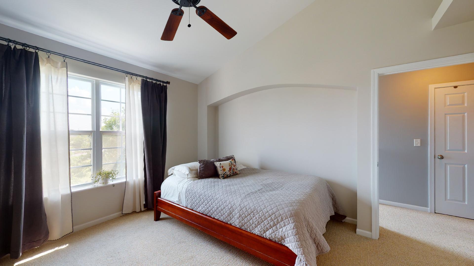 1925 Oxley Circle Naperville, IL 60563 - Photo 16 of 26