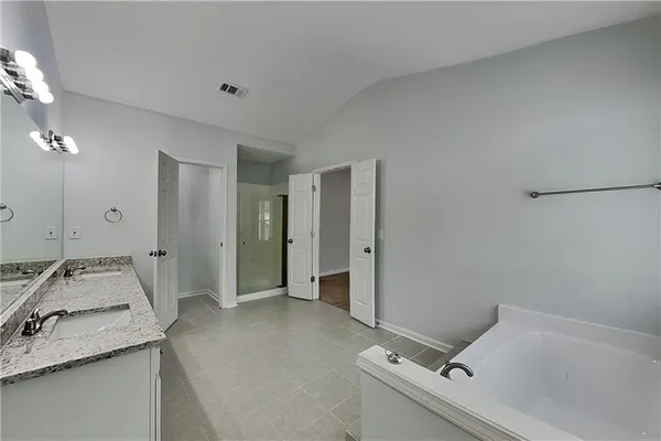 $2,700 | 2926 Cottesford Way Southeast, Smyrna, GA 30080