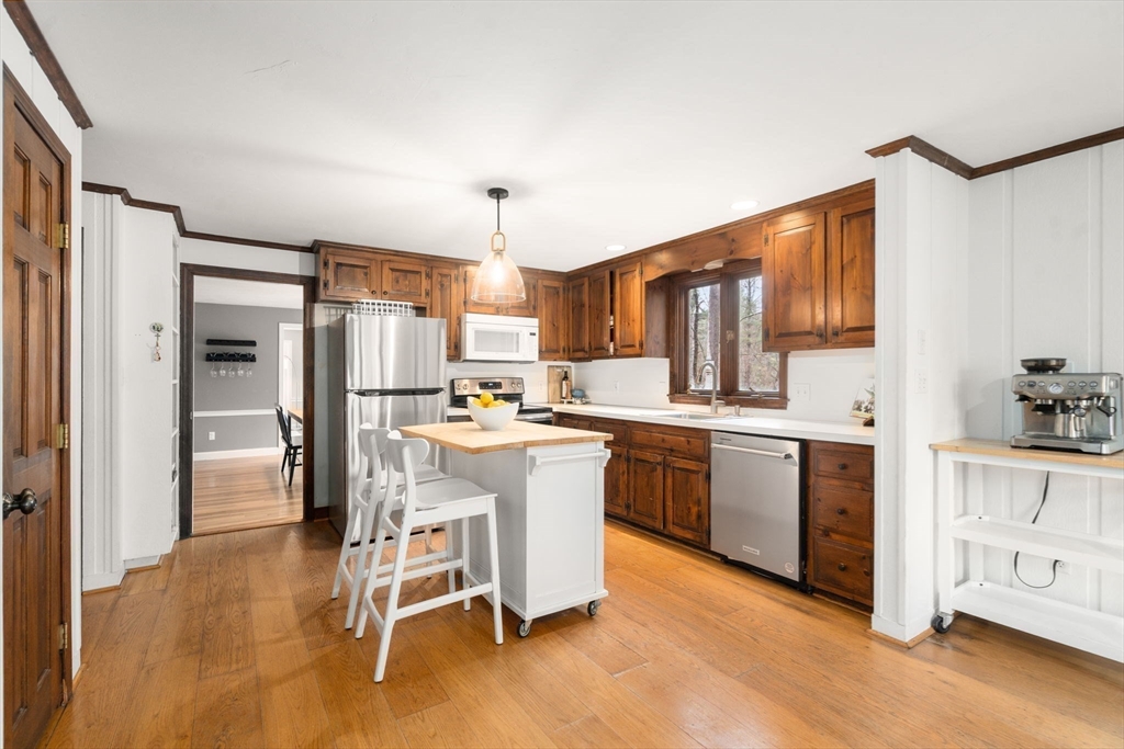 30 Oak Hill Road Sudbury, MA 01776 - Photo 11 of 39