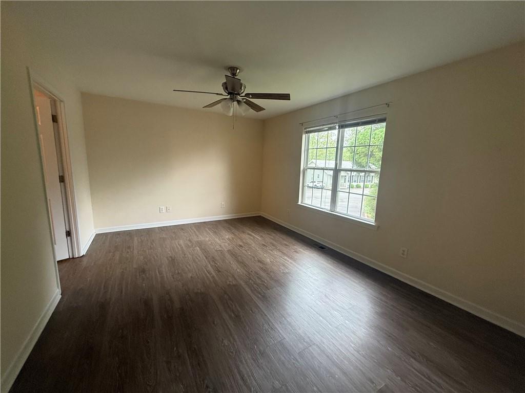 683 Grant Street, Unit I Clarkesville, GA 30523 - Photo 5 of 10