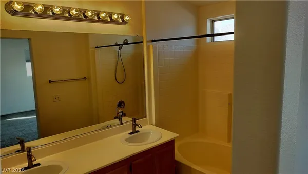 $1,600 | 67 Belle Maison Avenue, Las Vegas, NV 89123