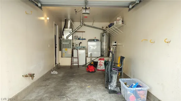 $1,600 | 67 Belle Maison Avenue, Las Vegas, NV 89123