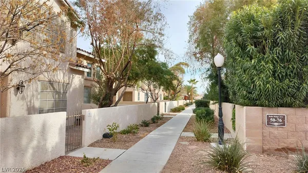 $1,600 | 67 Belle Maison Avenue, Las Vegas, NV 89123
