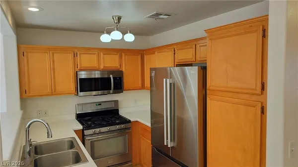 $1,600 | 67 Belle Maison Avenue, Las Vegas, NV 89123