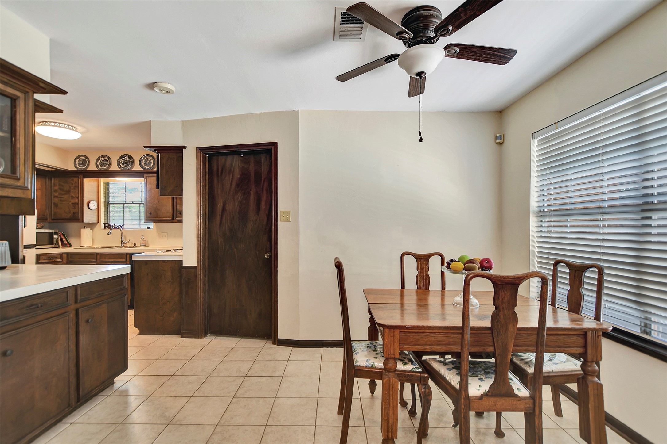 6714 Winkleman Road Houston, TX 77083 - Photo 16 of 46