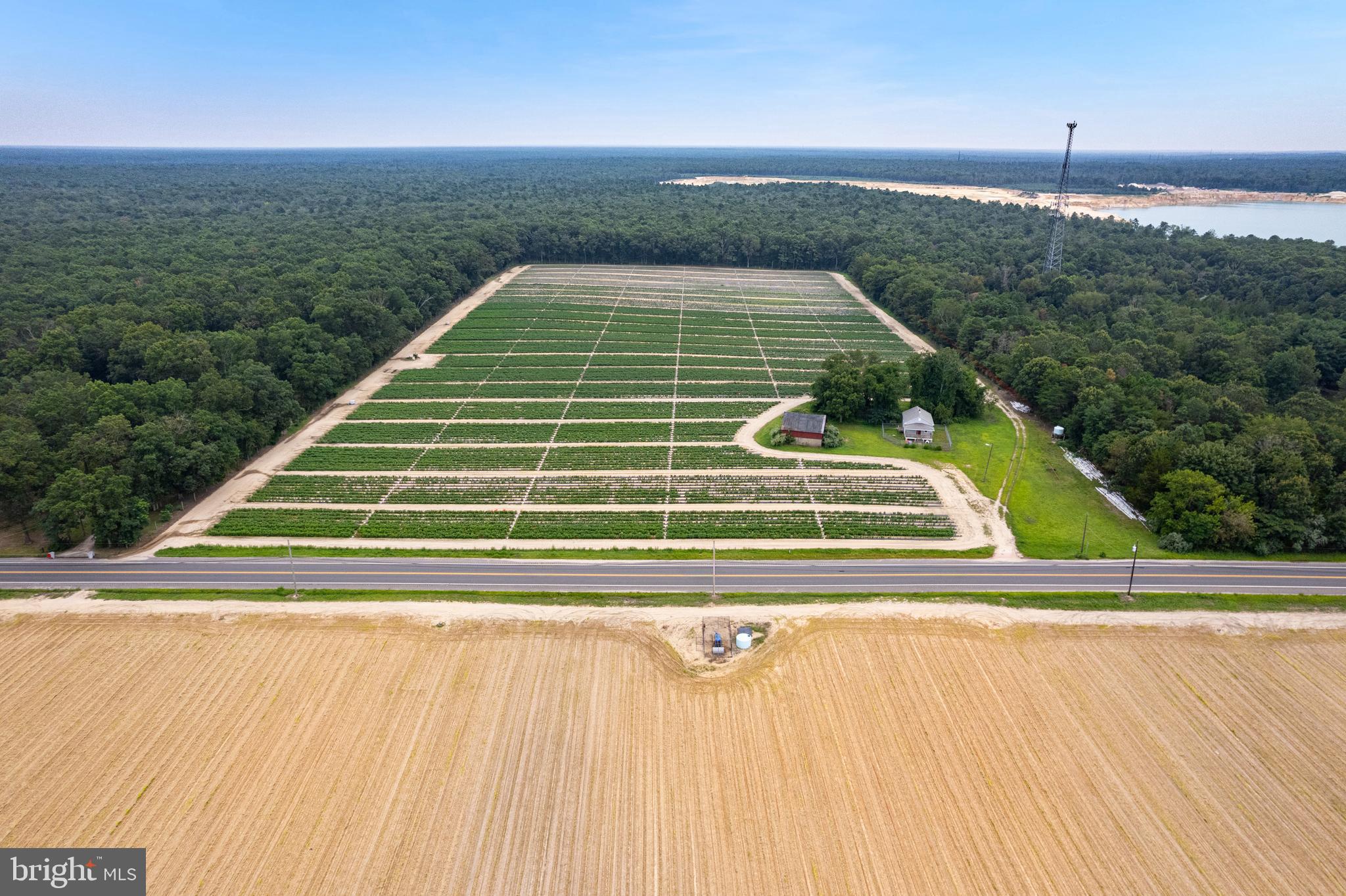 4225 Mays Landing Road Vineland, NJ 08361 - Photo 2 of 10 a view of swimming pool