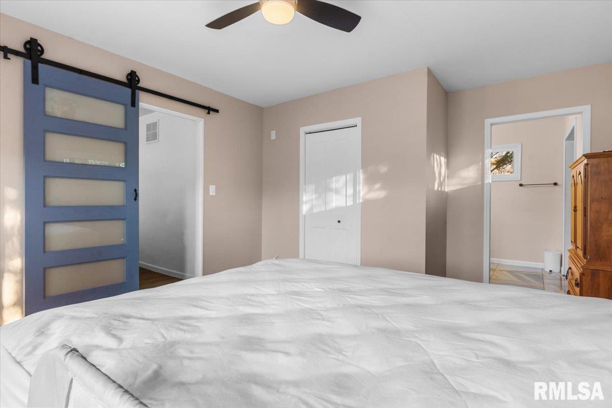 4216 Old Jacksonville Road Springfield, IL 62711 - Photo 18 of 32