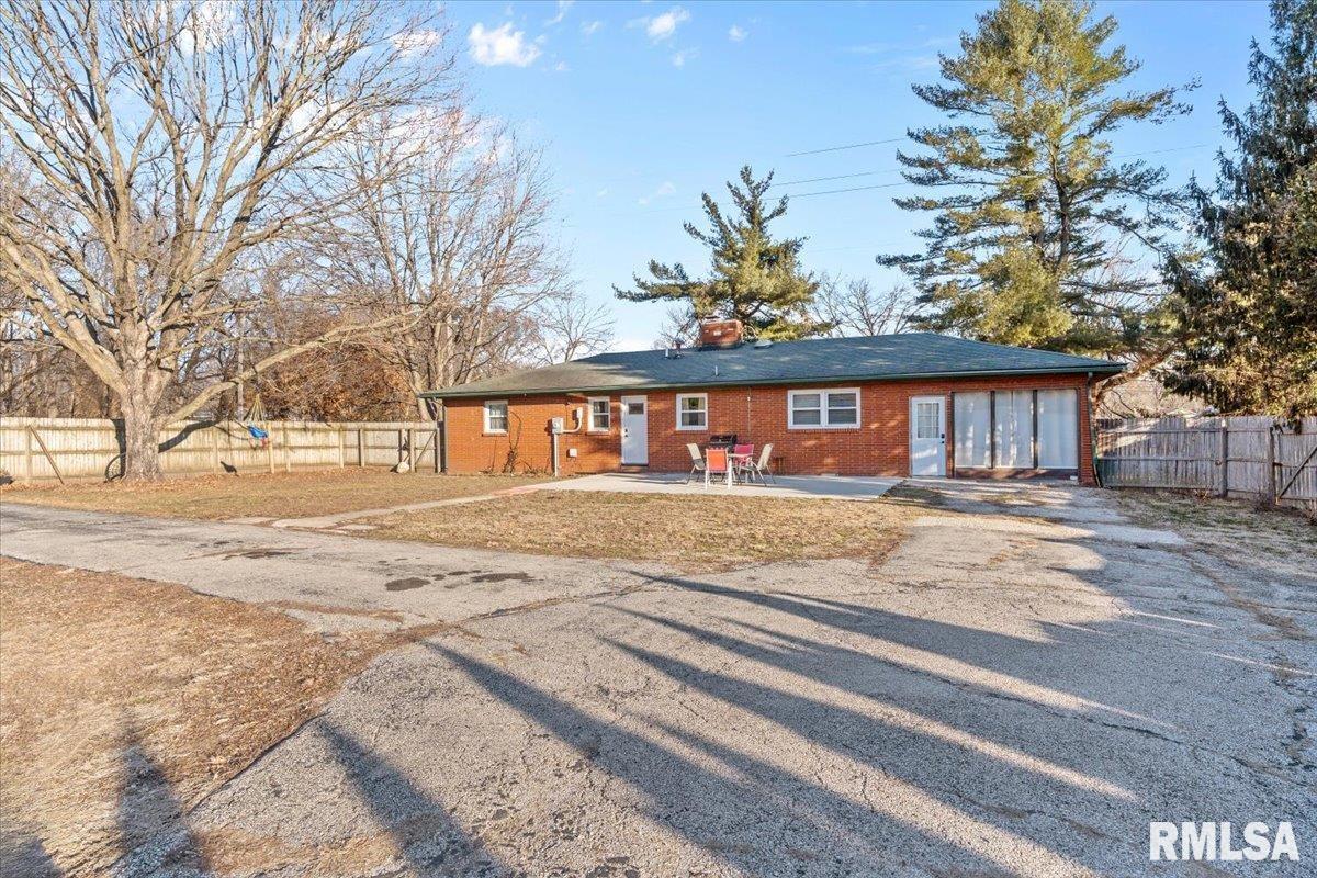 4216 Old Jacksonville Road Springfield, IL 62711 - Photo 27 of 32